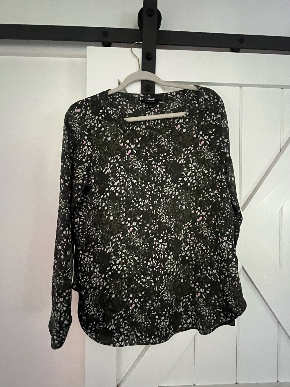 Banana Republic Olive Green Floral Long-Sleeve Blouse